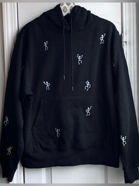 Ampersand Avenue Boogie Bones Embroidered Dancing Skeletons Hoodie Black Size M
